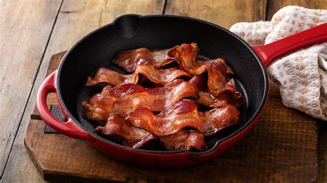 Why Your Bacon Is Burnt And Undercooked At The Same Time