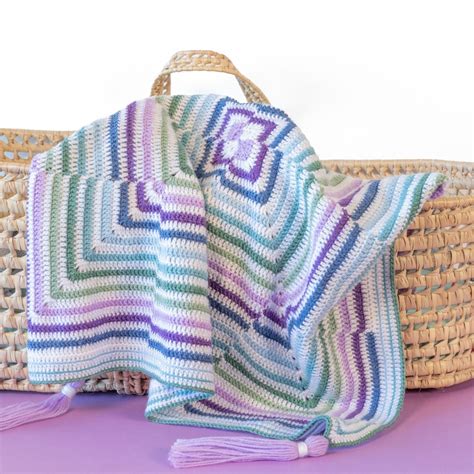 Haakpatroon Yarn And Colors Amazing Staggered Stripes Blanket Wolplein Nl