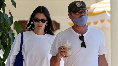 Leonardo Dicaprio And Vittoria Ceretti Spark Engagement Rumors Perigon