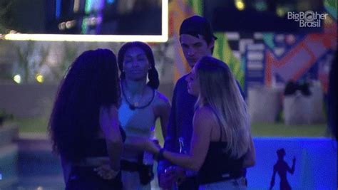 Big Brother Brasil On Twitter Em Conversa Brothers Bruna Griphao