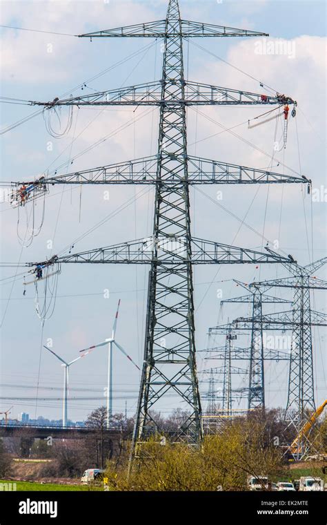 Bau Der Kv Freileitungen Bertr Gt Entwicklung F R Strom Aus