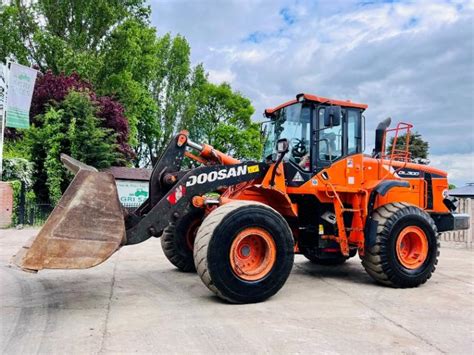 Digger Bidder Doosan Dl Wheeled Loader