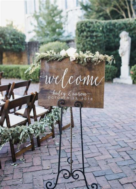 ️ 20 Gorgeous Wedding Signs We Love on Etsy - Hi Miss Puff