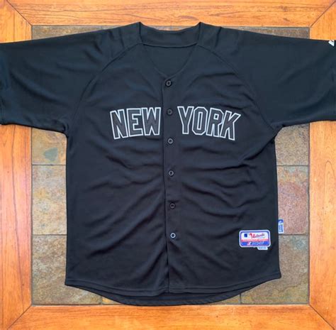 New Rare Mariano Rivera New York Yankees 42 Size 52 Jersey