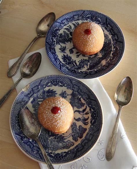 Sufganiyot - Hanukkah Jelly Donuts - Hilah Cooking