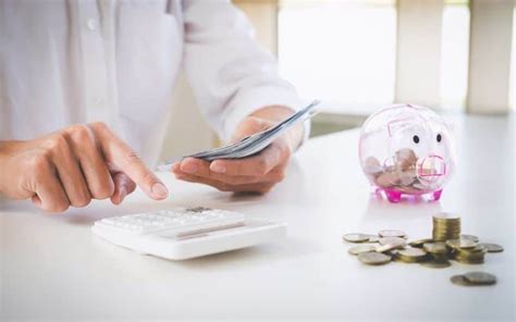 finance  women feminine financial