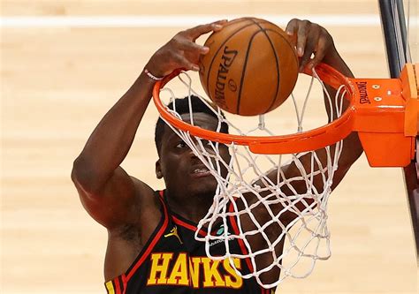 Hawks, Clint Capela agree to $46M extension | Inquirer Sports