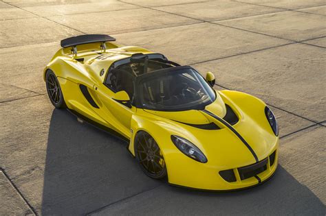 Hennessey Venom Gt Spyder Hd Wallpaper Background Image 2000x1331