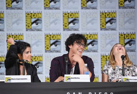 The 100 Cast Pictures | POPSUGAR Celebrity