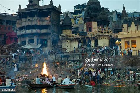 536 Indian Death Rituals Stock Photos High Res Pictures And Images