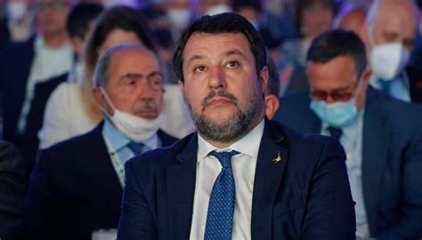 Salvini In Missione A Mosca Ma Draghi Non Ne Sa Nulla E Letta Lo