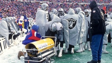 Coldest Nfl Games In History Here S A List Of The 10 Coldest Football Games Ever Played