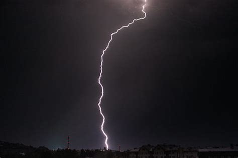 Lizenzfreie Blitzschutz Fotos Piqsels