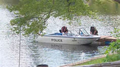 Trois Morts Dans Une Collision De Bateaux Au Lac Bobs Cest Si Triste Radio Canada