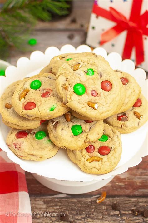 Santa's Favorite Cookies - The Soccer Mom Blog