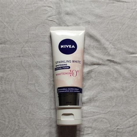 Jual Nivea Sparkling White Whitening Facial Foam 100ml Shopee Indonesia