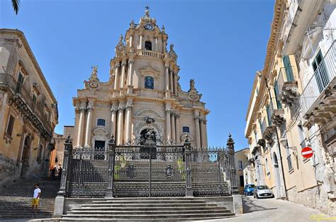 Duomo San Giorgio Eglise Ragusa Sicile Baroque Sicile Routard