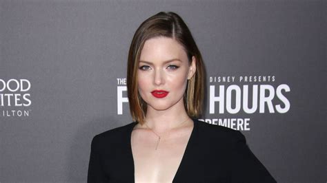 Holliday Grainger to Star in J.K. Rowling's 'Cormoran Strike' TV Series ...