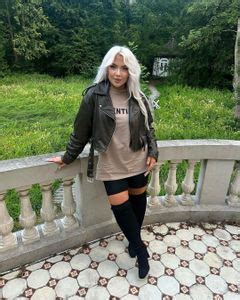 Hot Sexy Adelina Dalevska Bikini Pics