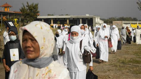 Biaya Haji Dari Tahun Ke Tahun Berapa Biaya Yang Diwajibkan Jemaah