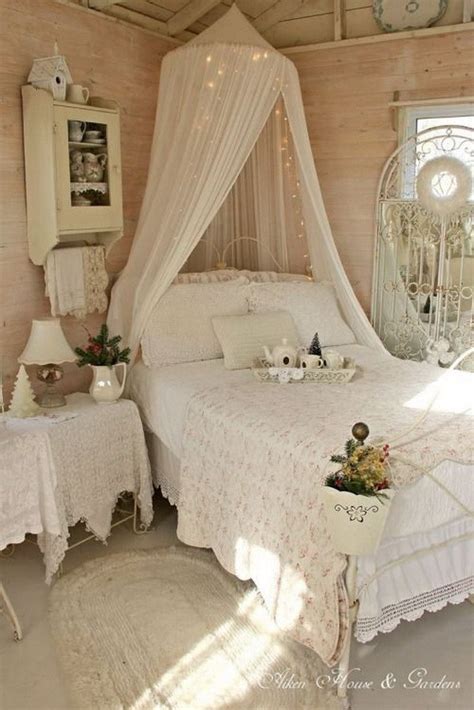 30 Cool Shabby Chic Bedroom Decorating Ideas For Creative Juice