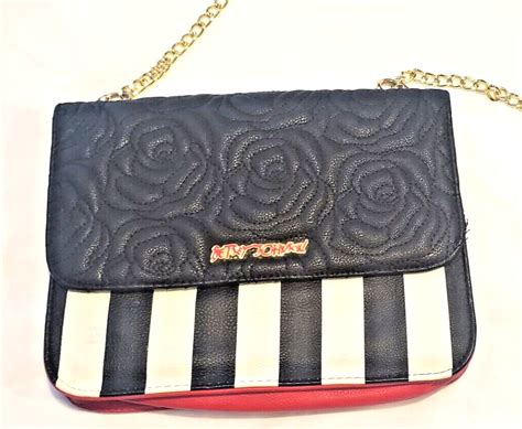 Betsey Johnson Black And White Stripe Crossbody Purse Gem