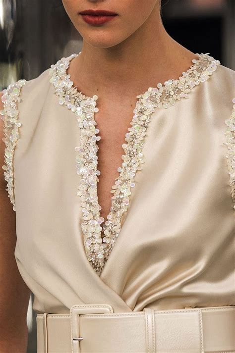 Pin By Carmen Vernetta De Los Santos On Neutral Cream Haute Couture