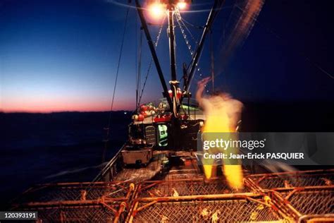 Alaska Crab Boat Photos and Premium High Res Pictures - Getty Images