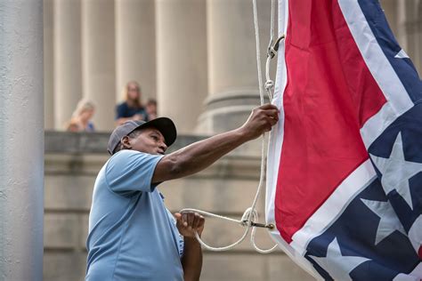 Pentagon Considering A Base Wide Ban On Confederate Flags The