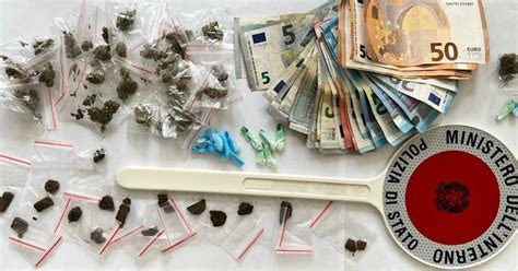 Siracusa Altro Sequestro Di Droga In Via Santi Amato Arrestato 49enne