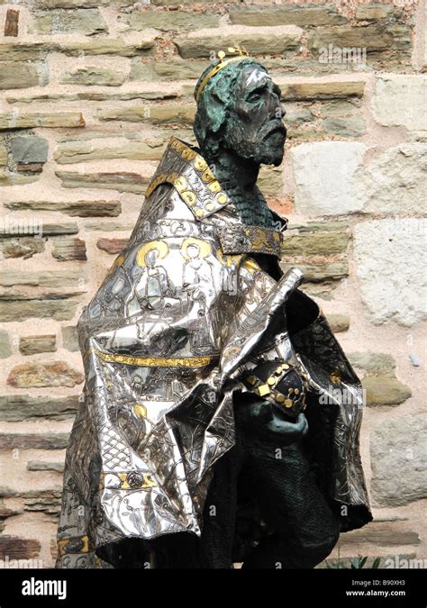 Bronze Skulptur Von Karl Dem Gro En Aachener Dom Deutschland