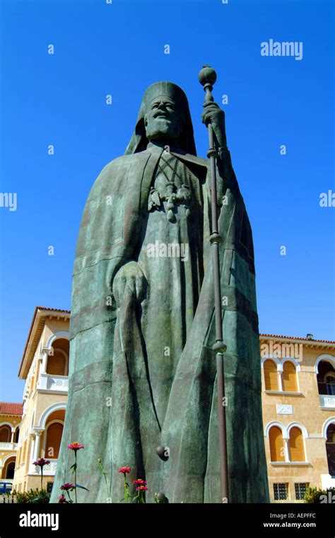 Nicosia archbishop makarios statue hi-res stock photography and images - Alamy