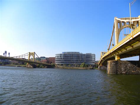 Alcoa Building W 6th St Bridge Aka Roberto Clemente O Flickr