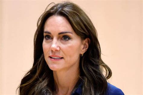 I Do Occasionally Experiment With Editing Kate Middleton Apologises