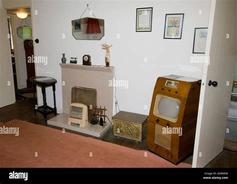 1950s house interior hi-res stock photography and images - Alamy