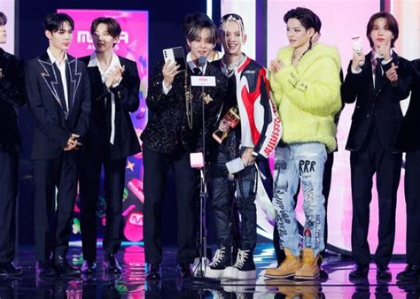 Mama Awards Berikut Daftar Pemenang Hari Pertama Dari Bts Riize