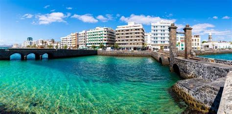 Arrecife Travel Guide: When & Where, How to Visit Info