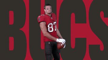 Rob Gronkowski Buccaneers GIFs - Find & Share on GIPHY