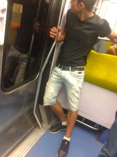 Boner In The Metro Tumbex