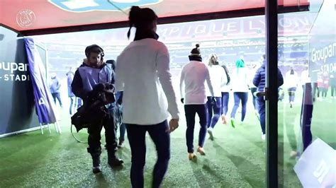 Kick Off Avant Match Paris Saint Germain Real Madrid En Direct