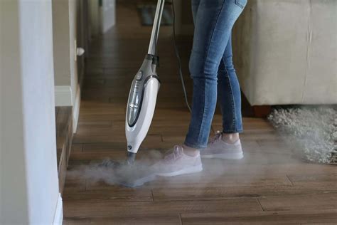 Best Steam Mop For Vinyl Floors 2020 Reviews | HomeViable