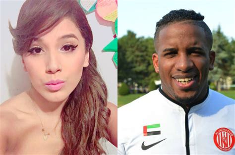 Jefferson Farfán Y Yahaira Plasencia Envían Saludos Por Fiestas Patrias América Deportes