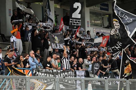 Il Tifo Bianconero In Pontassieve Siena A Cura Di Nicola Natili