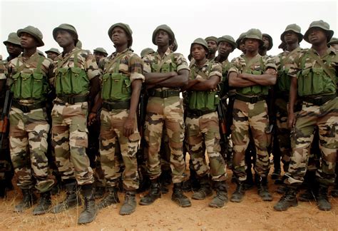 Exposed Nigerian Army Arrests Soldiers For Being Boko Haram Spies