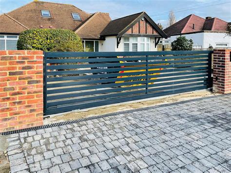 Electric Driveway Gates In Guildford Surrey Wentworth Gates