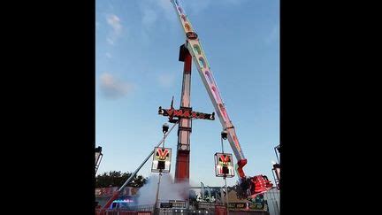 Accident De Man Ge Au Luna Park Du Cap Dagde Le G Rant Plac En