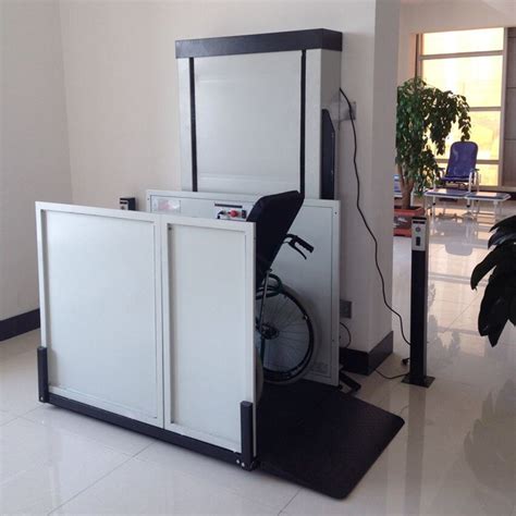 Electric Hydraulic Outdoor Vertical Wheelchair Lift For Disalbed