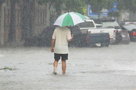 Musim Hujan Dan Banjir Ini 6 Tips Menjaga Badan Tetap Sehat