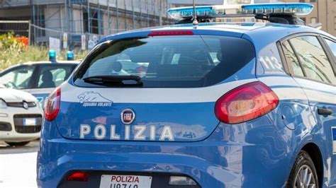 Botte Da Orbi Fra Tre Donne La Polizia Riporta La Calma Agrigentooggi