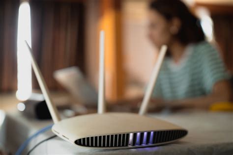 Cara Memperkuat Sinyal Wifi Dengan Alat Tambahan Fiberstream